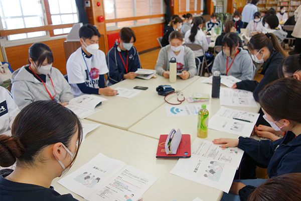2，3年生が学習方法についてレクチャー