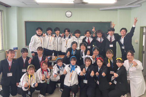 仲間と共に国家試験合格に向けて