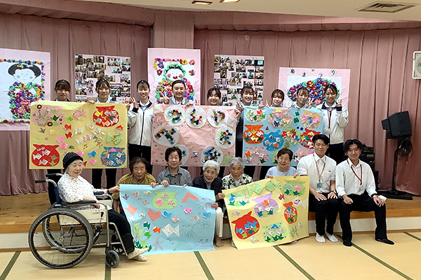 別子地域デイサービス　一緒に作った作品が完成しました