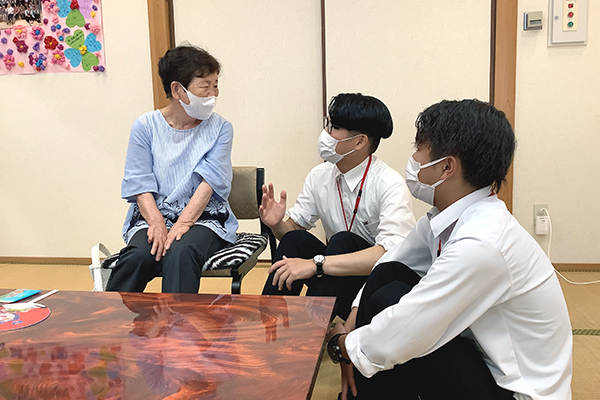 別子山地域デイサービス　少しずつ自然にお話ができるようになりました